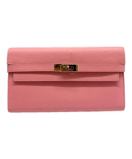 HERMES（エルメス）HERMES (エルメス) Kelly Wallet ケリーウォレット/ゴールド金具/ヴォーエプソン/ピンク系/T刻印:2015年製 ピンク系の古着・服飾アイテム