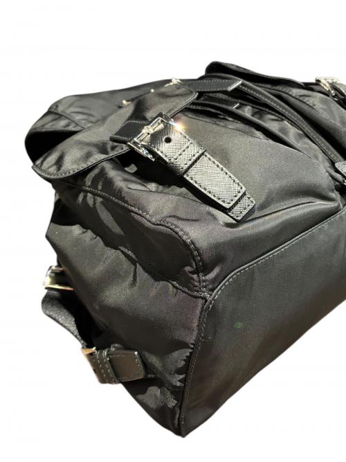 PRADA（プラダ）PRADA (プラダ) Re-Nylon バックパック　ミディアム/1BZ811 ブラック サイズ:ミディアム/mediumの古着・服飾アイテム