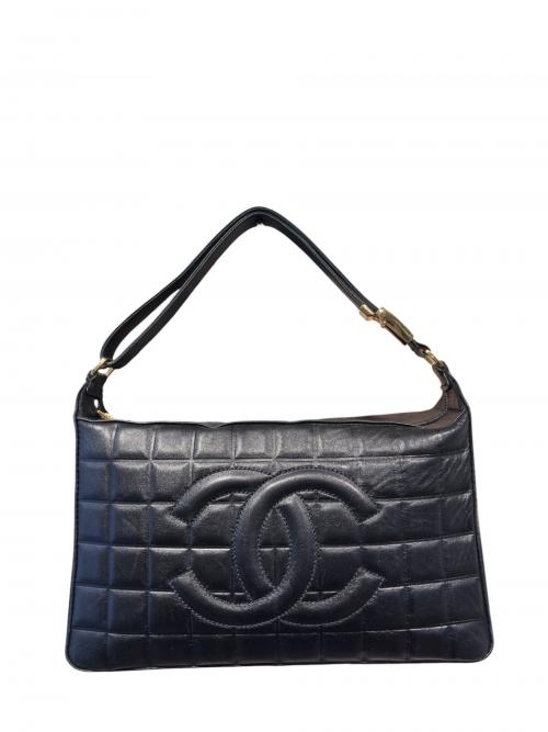 CHANEL（シャネル）CHANEL (シャネル) チョコバー/ショルダーバッグ ブラックの古着・服飾アイテム