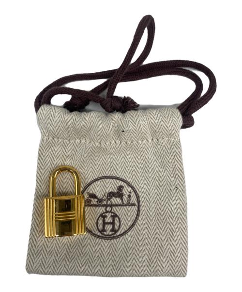 HERMES（エルメス）HERMES (エルメス) ケリー28 外縫い/ゴールド金具/ブラック/C刻印:2018年製 ブラックの古着・服飾アイテム