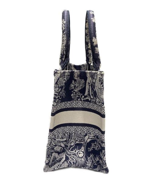 Christian Dior（クリスチャン ディオール）Christian Dior (クリスチャン ディオール) Dior Book Tote バッグ スモール/M1265ZRGO_M35I ネイビー サイズ:スモールの古着・服飾アイテム