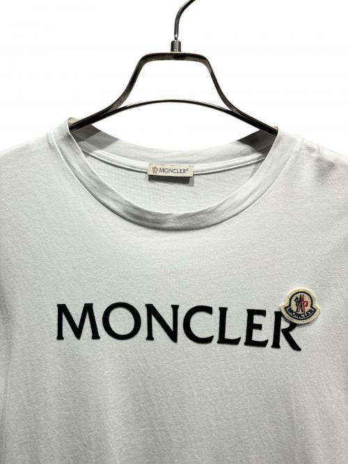 MONCLER（モンクレール）MONCLER (モンクレール) ロゴTシャツ/J10918C00057 ホワイト サイズ:Mの古着・服飾アイテム