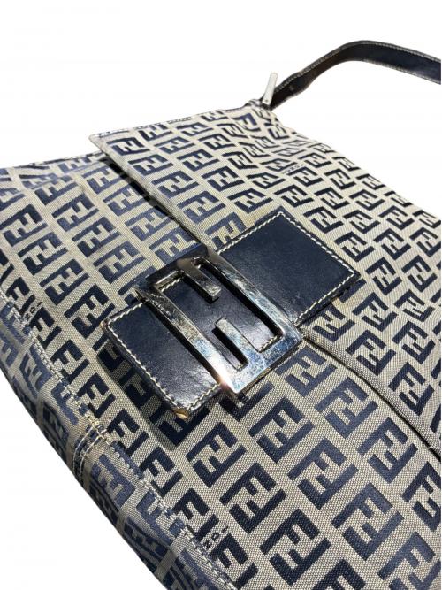 FENDI（フェンディ）FENDI (フェンディ) ズッキーノハンドバッグ ベージュの古着・服飾アイテム