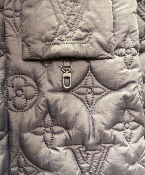 LOUIS VUITTON（ルイ ヴィトン）LOUIS VUITTON (ルイ ヴィトン) モノグラムパデッドライトブルゾン ネイビー サイズ:44の古着・服飾アイテム
