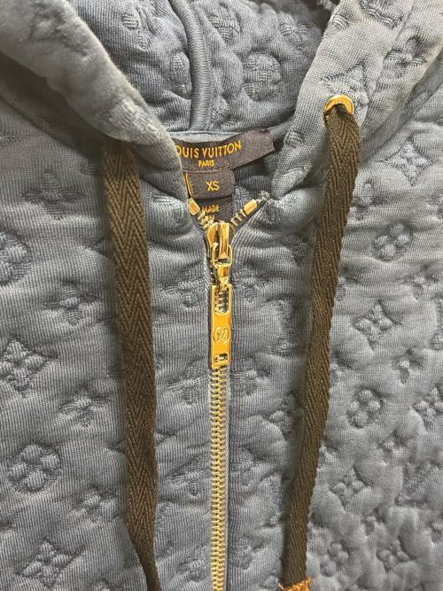 LOUIS VUITTON（ルイ ヴィトン）LOUIS VUITTON (ルイ ヴィトン) モノグラム スウェット ジップアップパーカー ブルー サイズ:XSの古着・服飾アイテム