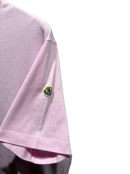 MONCLER（モンクレール）MONCLER (モンクレール) FRAGMENT DESIGN (フラグメントデザイン) ロゴプリントTシャツ ピンク サイズ:XXLの古着・服飾アイテム