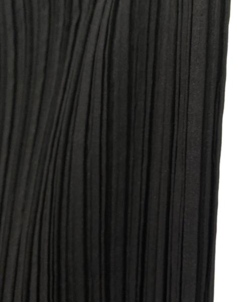 ISSEY MIYAKE（イッセイミヤケ）ISSEY MIYAKE (イッセイミヤケ) プリーツ ストレート パンツ ブラック サイズ:Mの古着・服飾アイテム