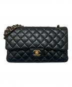 CHANELシャネル）の古着「Wフラップ マトラッセ25」｜ブラック