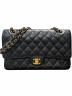 CHANEL（シャネル）の古着「マトラッセ25/Wフラップチェーンショルダーバッグ」｜ブラック