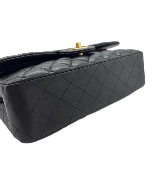 CHANEL（シャネル）CHANEL (シャネル) マトラッセ25/Wフラップチェーンショルダーバッグ ブラック サイズ:25の古着・服飾アイテム