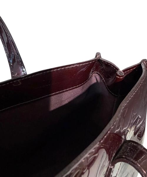 LOUIS VUITTON（ルイ ヴィトン）LOUIS VUITTON (ルイ ヴィトン) ヴェルニ ウィルシャーPM M93641 アマラント サイズ:PMの古着・服飾アイテム