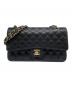 CHANEL（シャネル）の古着「Matelassé 25 Double Flap Chain Shoulder Bag/マトラッセ25 Wフラップチェーンショルダーバッグ」｜ブラック