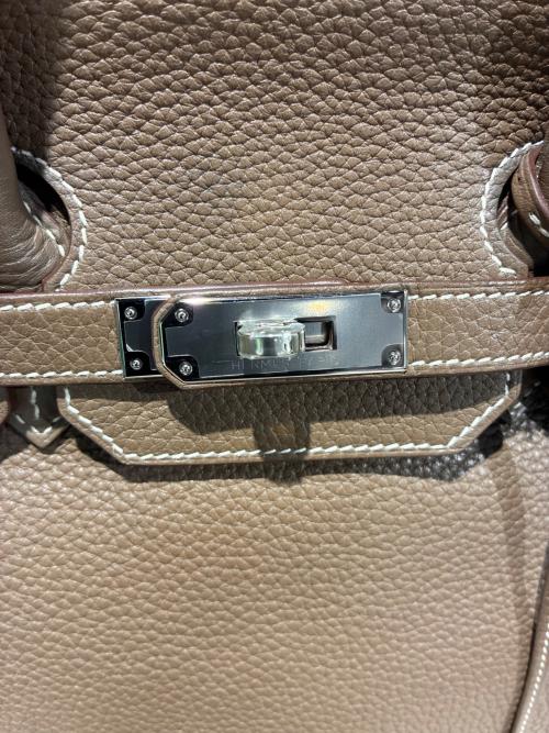 HERMES（エルメス）HERMES (エルメス) Birkin 35　バーキン35/トゴ/エトゥープ/ □P刻印：2012年製造/シルバー金具 エトゥープ×シルバー金具 サイズ:35の古着・服飾アイテム