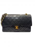 CHANELシャネル）の古着「Wフラップマトラッセ25」｜ブラック