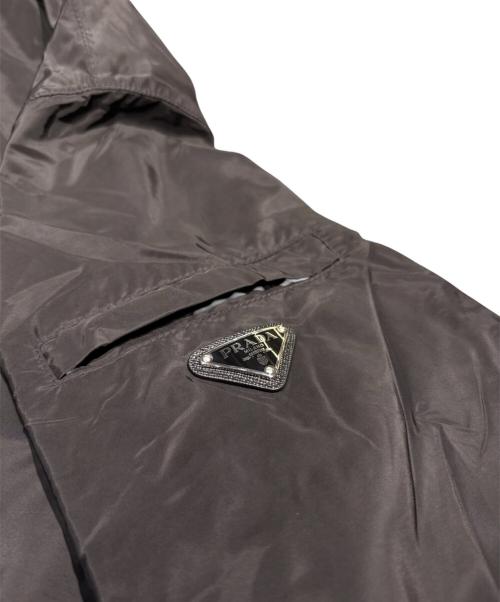 PRADA（プラダ）PRADA (プラダ) ロゴプレートブルゾン ブラック サイズ:56の古着・服飾アイテム