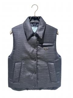 中古・古着通販】PRADA (プラダ) 三角プレートナイロンベスト ナイロン