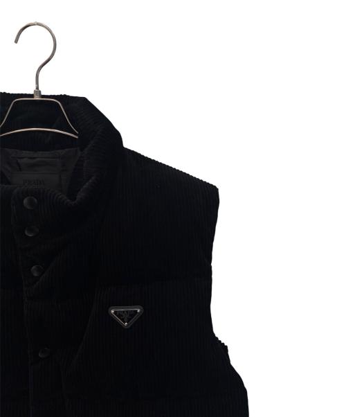 PRADA（プラダ）PRADA (プラダ) トライアングルロゴコーデュロイダウンベスト ブラック サイズ:Lの古着・服飾アイテム