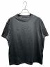 LOUIS VUITTON（ルイ ヴィトン）の古着「エンボスLVロゴTシャツ/RM232Q DT3 HNY55W」｜ブラック