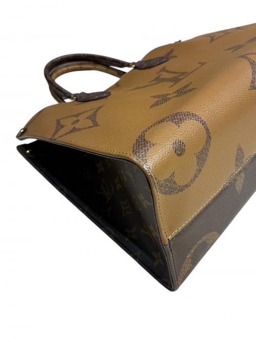 LOUIS VUITTON（ルイ ヴィトン）LOUIS VUITTON (ルイ ヴィトン) モノグラム・ジャイアント/	オンザゴーMM サイズ:MMの古着・服飾アイテム
