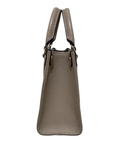LOUIS VUITTON（ルイ ヴィトン）LOUIS VUITTON (ルイ ヴィトン) モノグラム・アンプラント オンザゴーPM M5779 トゥルトレール×クレーム サイズ:PMの古着・服飾アイテム