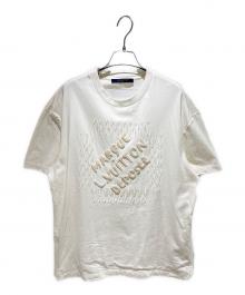 LOUIS VUITTON（ルイ ヴィトン）の古着「Pearl Bead Embroidered Logo T-Shirt/パールビーズエンブロイダリーロゴTシャツ/HQY71W」｜ホワイト
