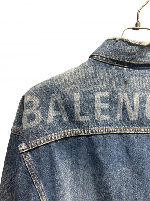 BALENCIAGA（バレンシアガ）BALENCIAGA (バレンシアガ) ダメージ加工バックロゴデニムジャケット インディゴ サイズ:40の古着・服飾アイテム
