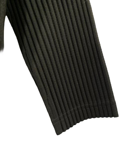 HOMME PLISSE ISSEY MIYAKE（オム プリッセ イッセイ ミヤケ）HOMME PLISSE ISSEY MIYAKE (オム プリッセ イッセイ ミヤケ) ハイネックプリーツカットソー グレー サイズ:2の古着・服飾アイテム