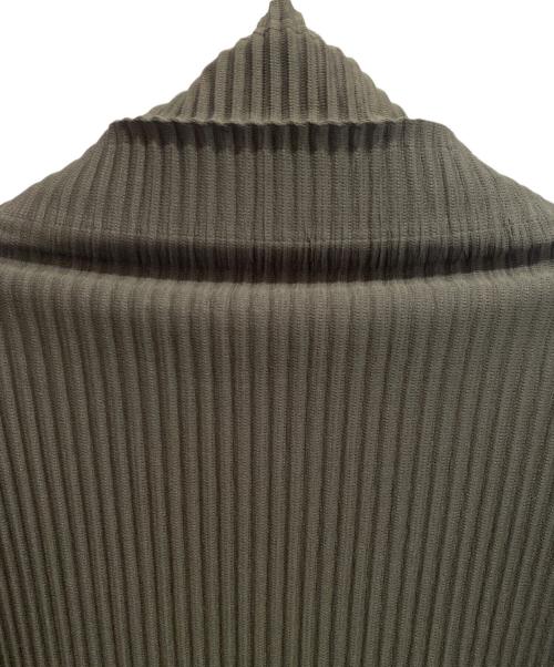 HOMME PLISSE ISSEY MIYAKE（オム プリッセ イッセイ ミヤケ）HOMME PLISSE ISSEY MIYAKE (オム プリッセ イッセイ ミヤケ) ハイネックプリーツカットソー グレー サイズ:2の古着・服飾アイテム