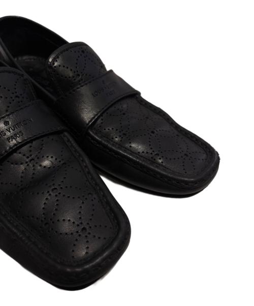 LOUIS VUITTON（ルイ ヴィトン）LOUIS VUITTON (ルイ ヴィトン) スターブロッサム パンチングム ローファー ブラック サイズ:7の古着・服飾アイテム