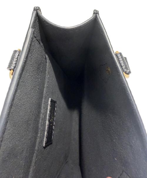 LOUIS VUITTON（ルイ ヴィトン）LOUIS VUITTON (ルイ ヴィトン) Petite Sac Plat/プティ・サックプラ/M81417 ブラックの古着・服飾アイテム