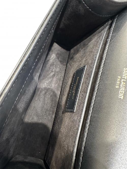 Saint Laurent Paris（サンローランパリ）Saint Laurent Paris (サンローランパリ) ミディアム スムースカーフ クラシック モノグラム ケイト タッセル ショルダーバッグ ブラック サイズ:ミディアム/mediumの古着・服飾アイテム