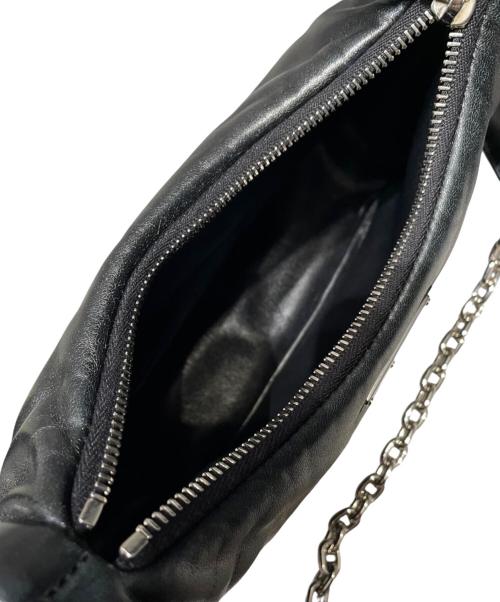 PRADA（プラダ）PRADA (プラダ) ソフトパデッドナッパレザーショルダーバッグ ブラックの古着・服飾アイテム