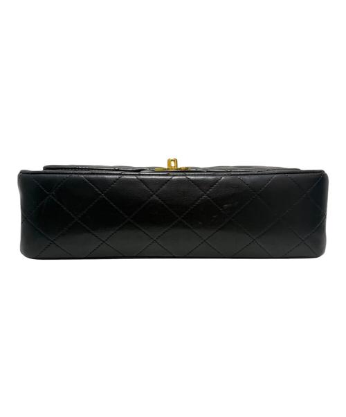 CHANEL（シャネル）CHANEL (シャネル) Wフラップチェーンショルダーバッグ ブラック×ゴールド金具 サイズ:23の古着・服飾アイテム
