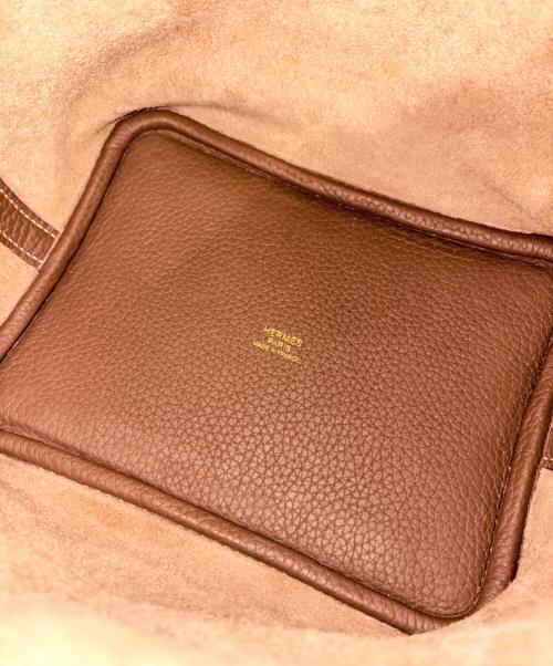 HERMES（エルメス）HERMES (エルメス) ピコタンロックPM/ゴールド金具/トリヨンクレマンス/Y刻印：2020年 エトゥープ サイズ:PMの古着・服飾アイテム