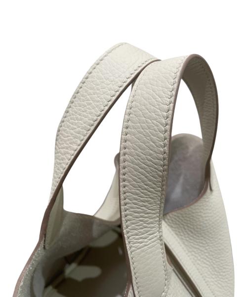 HERMES（エルメス）HERMES (エルメス) ピコタンロックPM/トリヨンクレマンス/アイボリー系/W刻印:2024年製/シルバー金具 エタン サイズ:PMの古着・服飾アイテム