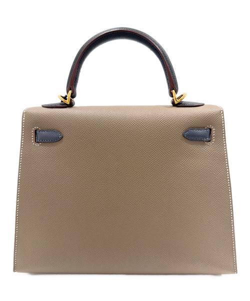 HERMES（エルメス）HERMES (エルメス) Kelly 25, external stitching, tricolor/ケリー25 外縫い トリコロール エトゥープ/アルドワーズ/ブラック サイズ:25の古着・服飾アイテム