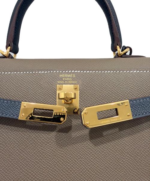 HERMES（エルメス）HERMES (エルメス) Kelly 25, external stitching, tricolor/ケリー25 外縫い トリコロール エトゥープ/アルドワーズ/ブラック サイズ:25の古着・服飾アイテム