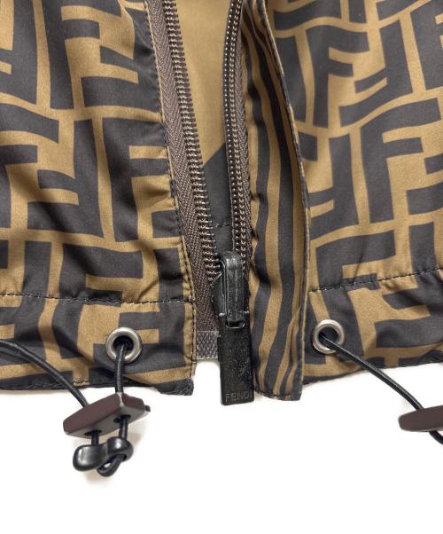FENDI（フェンディ）FENDI (フェンディ) ズッカ柄ナイロンパーカー ブラウン サイズ:46の古着・服飾アイテム
