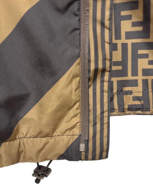 FENDI（フェンディ）FENDI (フェンディ) ズッカ柄ナイロンパーカー ブラウン サイズ:46の古着・服飾アイテム