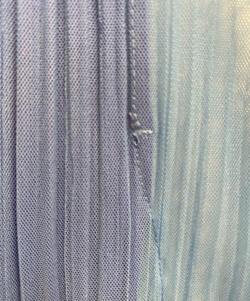 PLEATS PLEASE（プリーツプリーズ）PLEATS PLEASE (プリーツプリーズ) レースレイヤードプリーツパンツ スカイブルー サイズ:1の古着・服飾アイテム