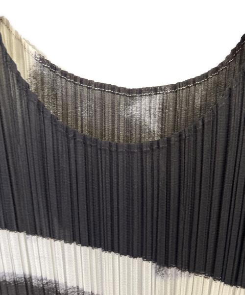 PLEATS PLEASE（プリーツプリーズ）PLEATS PLEASE (プリーツプリーズ) ノースリーブチュニック マルチカラー サイズ:4の古着・服飾アイテム