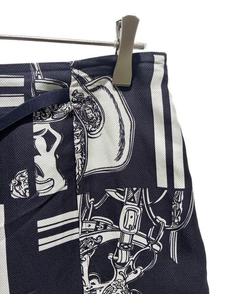 HERMES（エルメス）HERMES (エルメス) En Desordre Finesse/シルクスカート ネイビー サイズ:40の古着・服飾アイテム