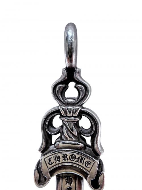 CHROME HEARTS（クロムハーツ）CHROME HEARTS (クロムハーツ) DOUBLE DAGGER/ダブルダガーペンダントトップの古着・服飾アイテム