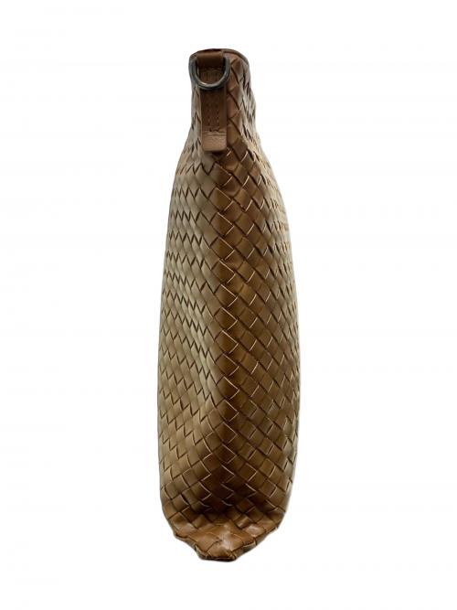 BOTTEGA VENETA（ボッテガベネタ）BOTTEGA VENETA (ボッテガベネタ) イントレチャートショルダーバッグ ブラウンの古着・服飾アイテム