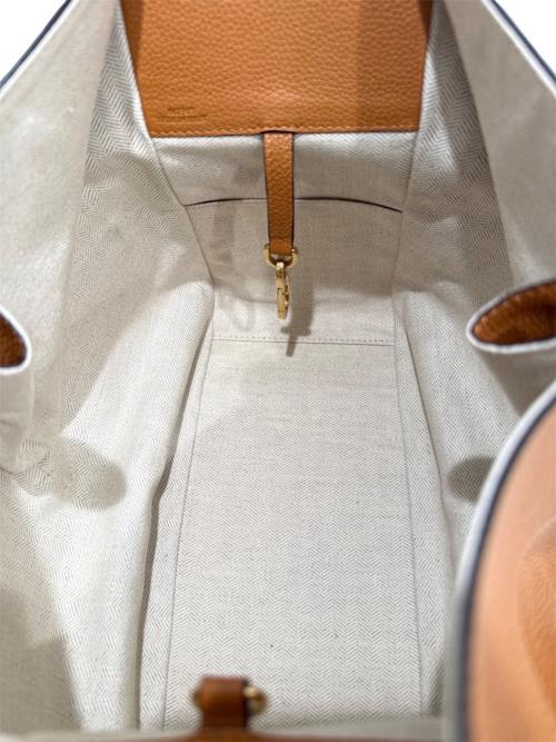 LOEWE（ロエベ）LOEWE (ロエベ) ハンモックスモール2WAYショルダーバッグ ブラウンの古着・服飾アイテム