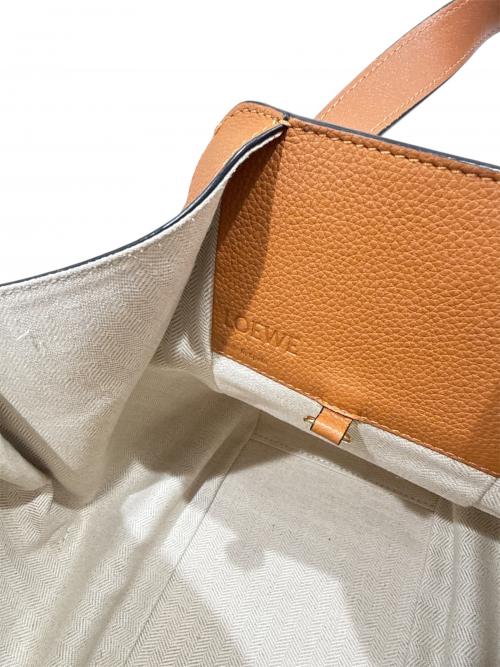 LOEWE（ロエベ）LOEWE (ロエベ) ハンモックスモール2WAYショルダーバッグ ブラウンの古着・服飾アイテム
