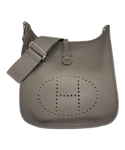 HERMES（エルメス）HERMES (エルメス) エブリン3 PM/トリヨンクレマンス/C刻印/エタン/Evelyne III PM Clemence Leather Etain Shoulder Bag エタン サイズ:PMの古着・服飾アイテム