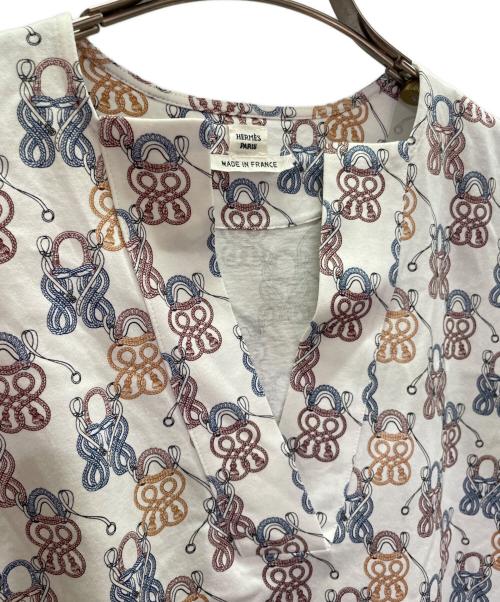 HERMES（エルメス）HERMES (エルメス) タッセルモチーフ Vネックカットソー/Tassel Detail V-Neck Top ホワイト サイズ:40の古着・服飾アイテム