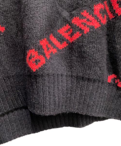 BALENCIAGA（バレンシアガ）BALENCIAGA (バレンシアガ) オールオーバーロゴニット ネイビー×レッド サイズ:Mの古着・服飾アイテム