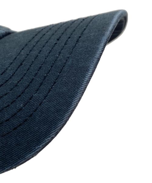MM6 Maison Margiela（エムエムシックスメゾンマルジェラ）MM6 Maison Margiela (エムエムシックスメゾンマルジェラ) ナンバリングロゴ刺繍キャップ ブラック サイズ:Lの古着・服飾アイテム